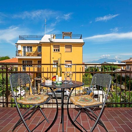 Villa Mimosa - Appartamento 2 - Happy Rentals Desenzano del Garda Ngoại thất bức ảnh