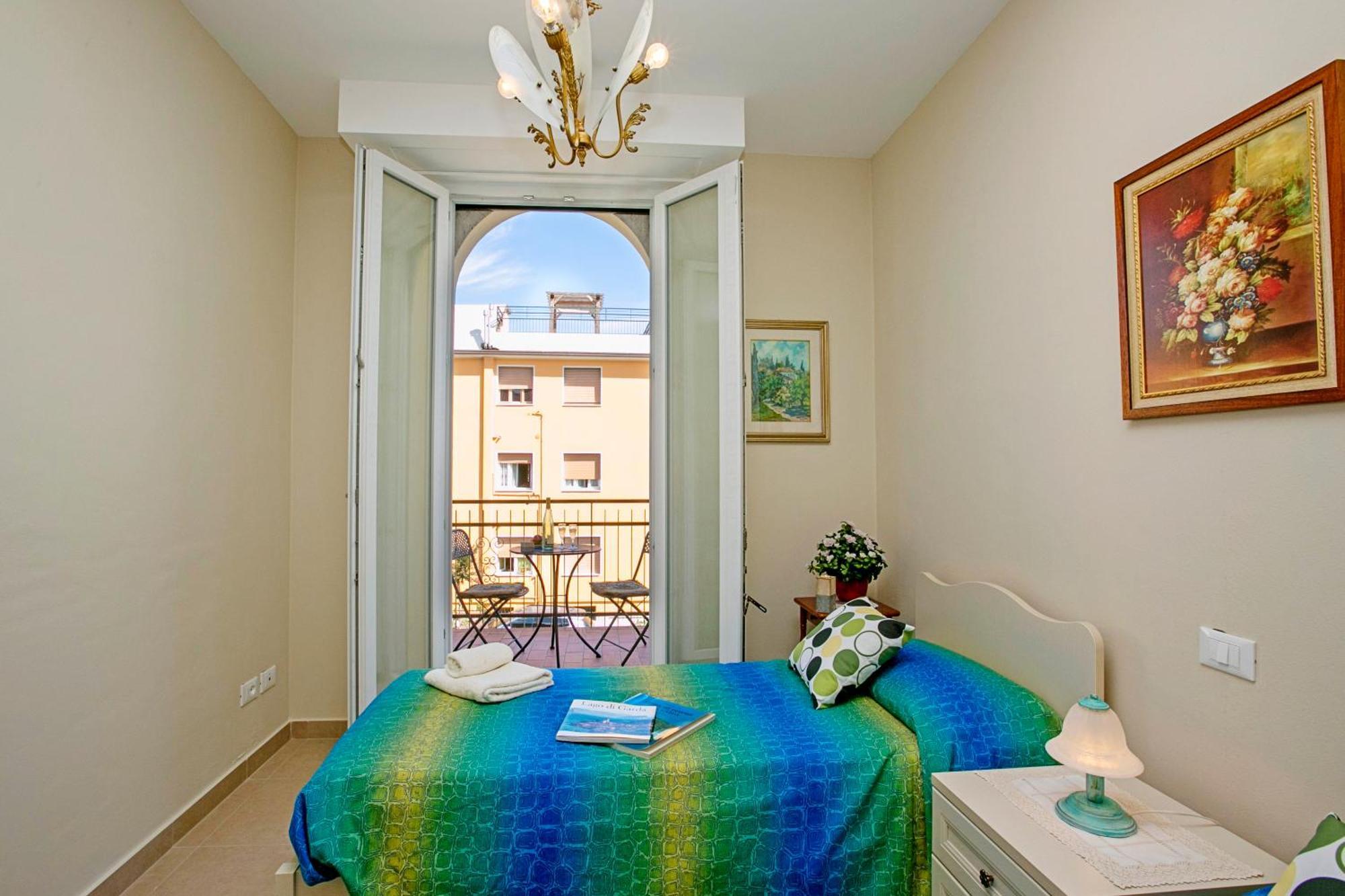 Villa Mimosa - Appartamento 2 - Happy Rentals Desenzano del Garda Ngoại thất bức ảnh